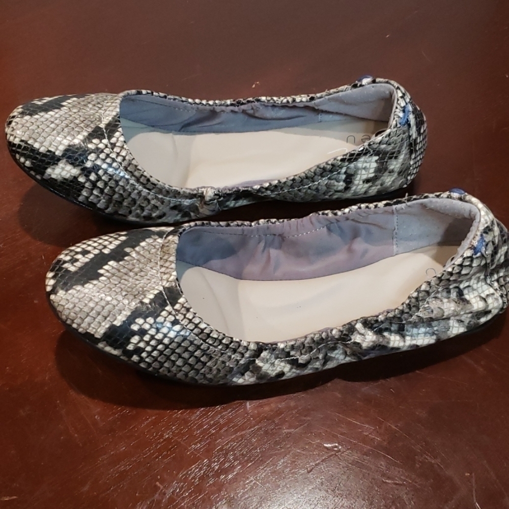 𝅺VIA Bleu Helena Snake Print Ballet Flat/Sh…